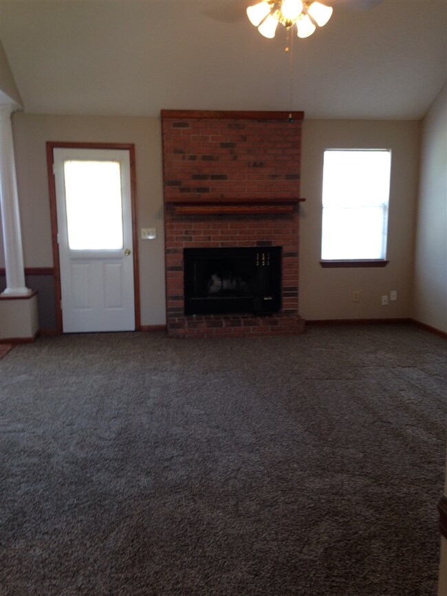 1206 Alderly Ln, Warner Robins, GA 31088 - photo 2