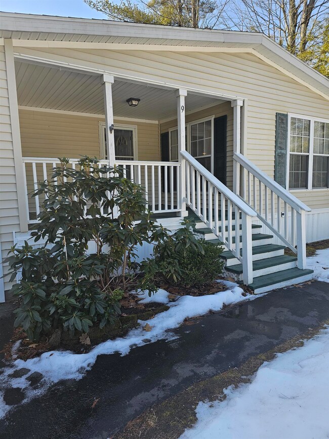 9 Diamondback Dr, Rochester, NH 03868 - photo 3