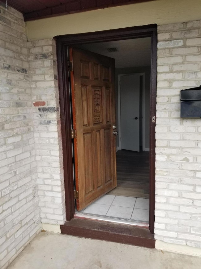 2537 Tulsa Rd N, Jacksonville, FL 32218 - photo 3