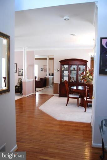 21511 Arbor Glen Ct, Broadlands, VA 20148 - photo 5