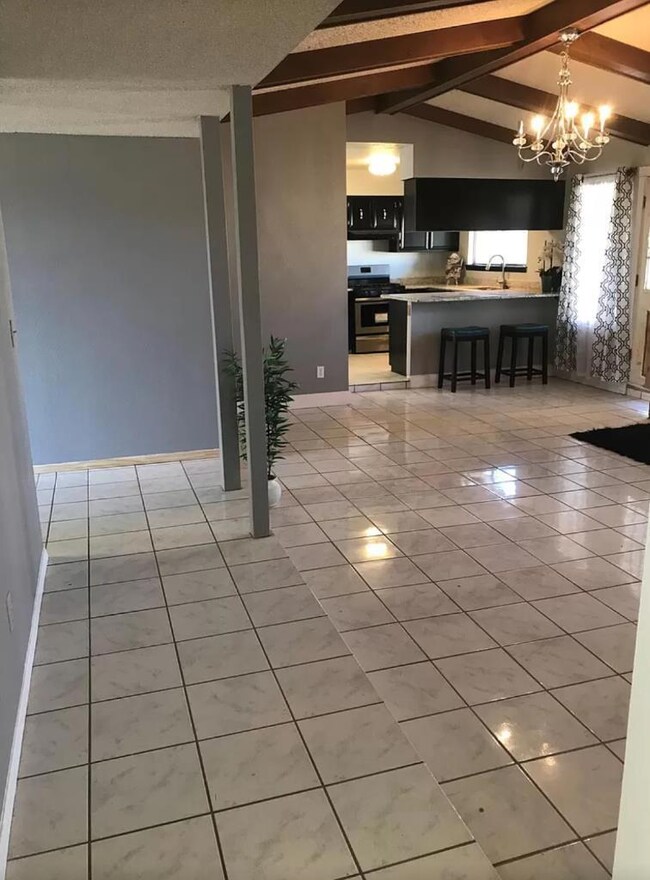 15323 Mineral Ct, Horizon City, TX 79928 - photo 3