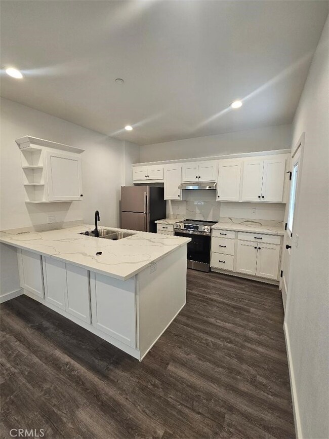 5967 Bagley Ave unit 2, Twentynine Palms, CA 92277 - photo 5