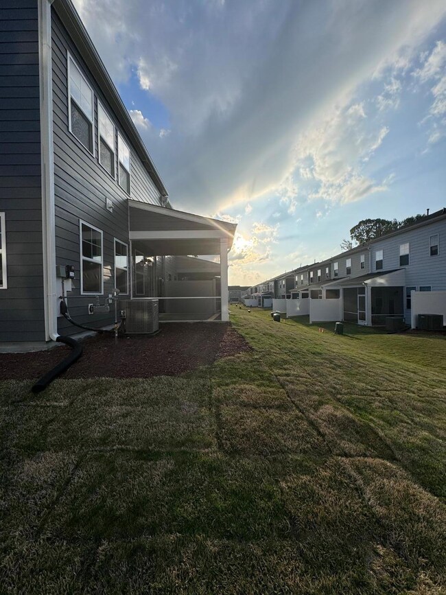 1920 Yellow Bloom Trail, Apex, NC 27502 - photo 3