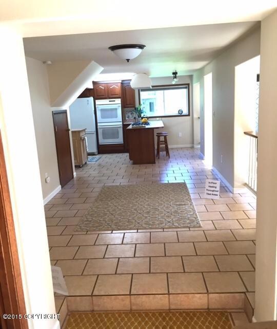 14540 Loc Loman Ln, Anchorage, AK 99516 - photo 3