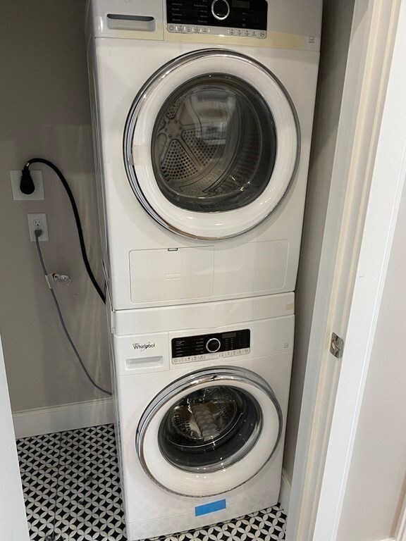 5 Hampshire St unit 403, Methuen, MA 01844 - photo 6