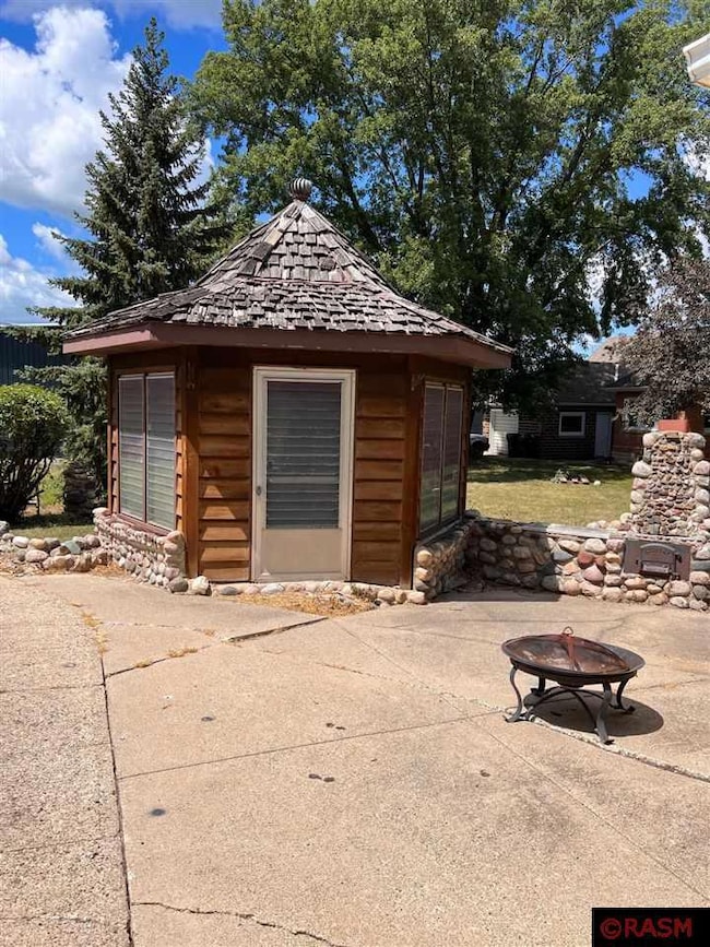 1604 N 2nd St unit Second, Mankato, MN 56001 - photo 5