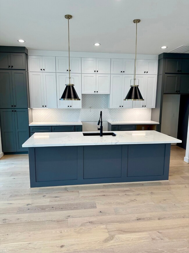 903 E 25th St, Houston, TX 77009 - photo 6