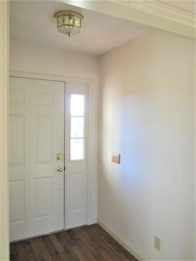 7665 Bluff Top Rd, Sparta, TN 38583 - photo 5