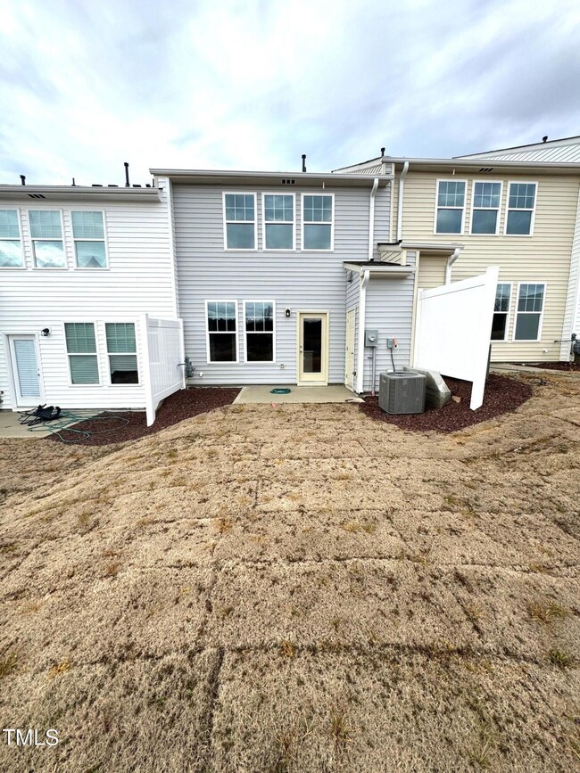 193 backyard