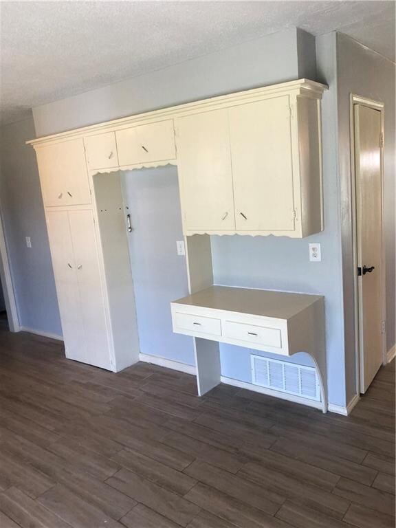Pantry/desk area in kitchen