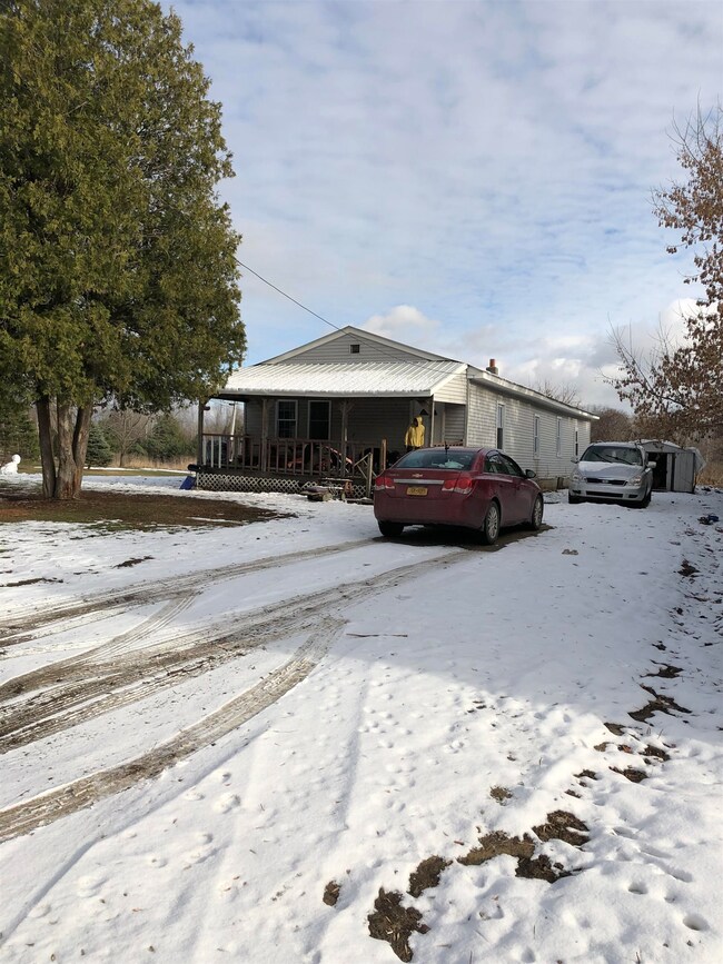 31 Meadow St, Massena, NY 13662 - photo 4