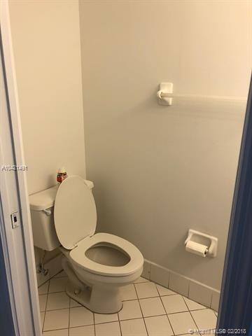 5082 NW 114th Ct, Doral, FL 33178 - photo 3