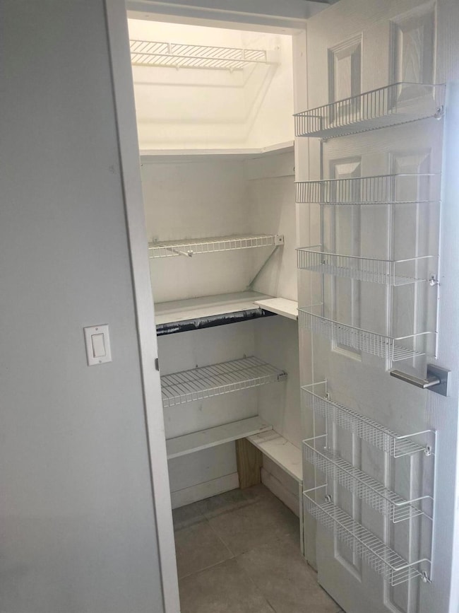 2950 SE Ocean Blvd unit 34-5, Stuart, FL 34996 - photo 6