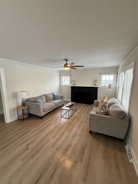 2711 Des Moines St, Des Moines, IA 50317 - photo 4