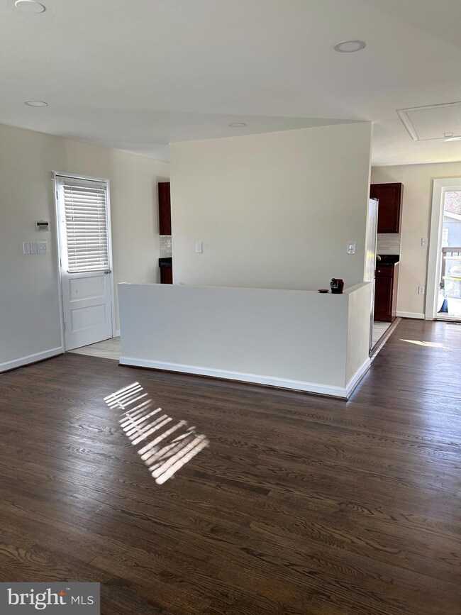 3413 Wenona S, Laurel, MD 20724 - photo 6