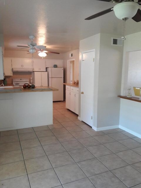 164 W Orchid Ln, Chandler, AZ 85225 - photo 4