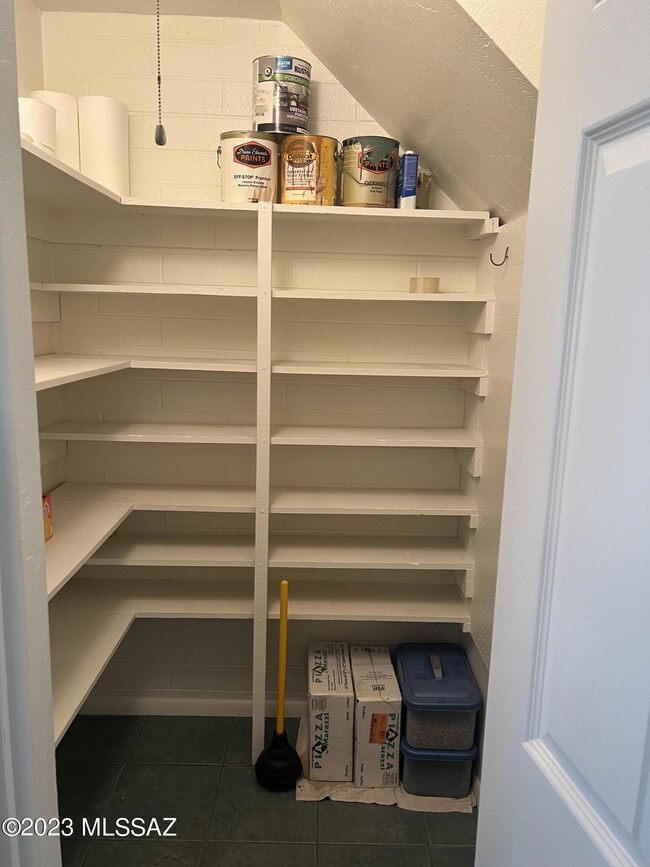 Walk in Pantry