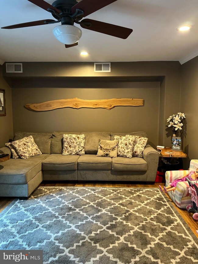 128 Bishop Dr, Aston, PA 19014 - photo 6