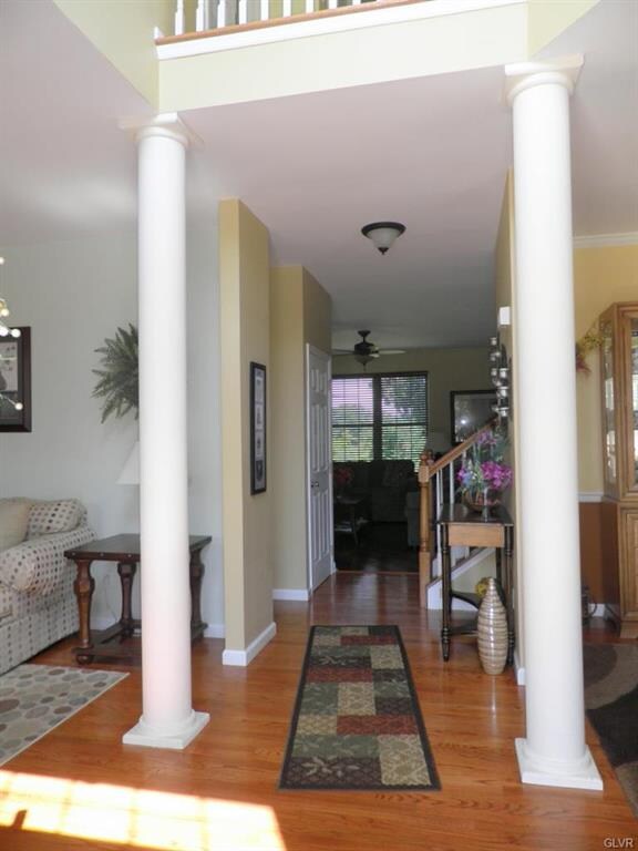 3279 Overlook Dr, Emmaus, PA 18049 - photo 4