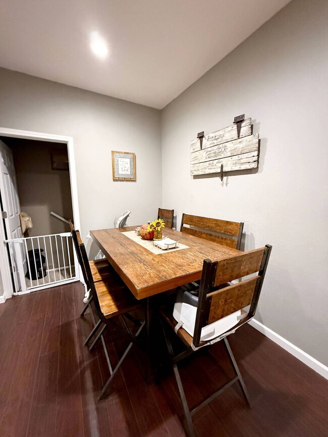 312 W Woodsfield St, Norton, KS 67654 - photo 5