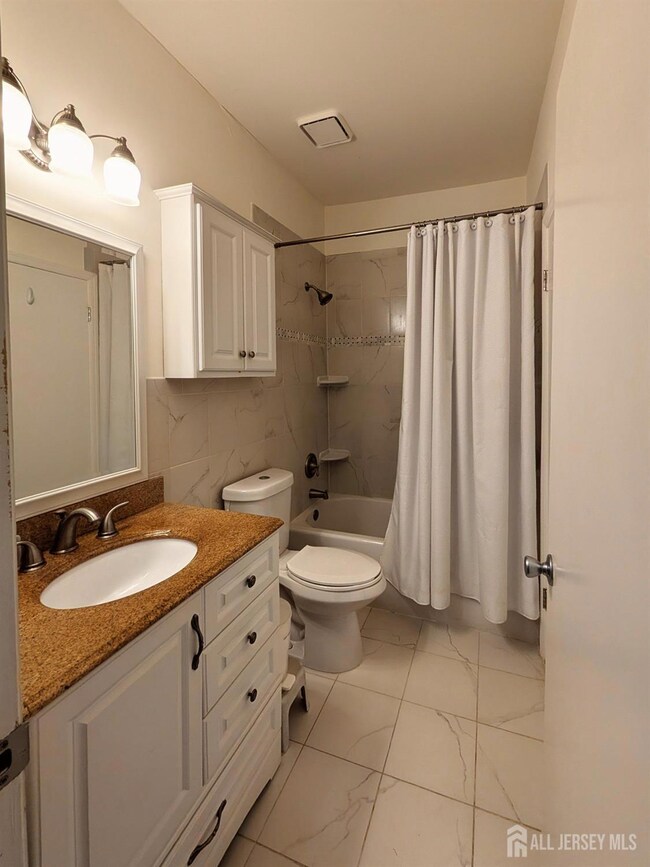 6071 Cedar Ct unit 6071, Monmouth Junction, NJ 08852 - photo 7