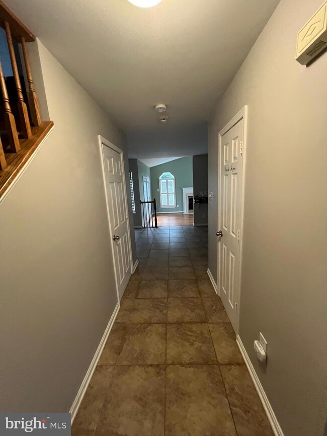 7347 Norris Ave, Sykesville, MD 21784 - photo 3