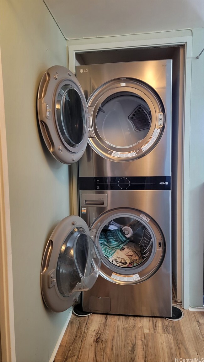 Franklin Towers unit 22, Honolulu, HI 96818 - photo 4