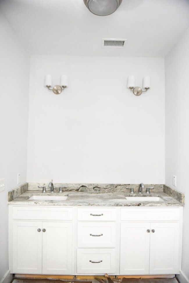 Master Vanity