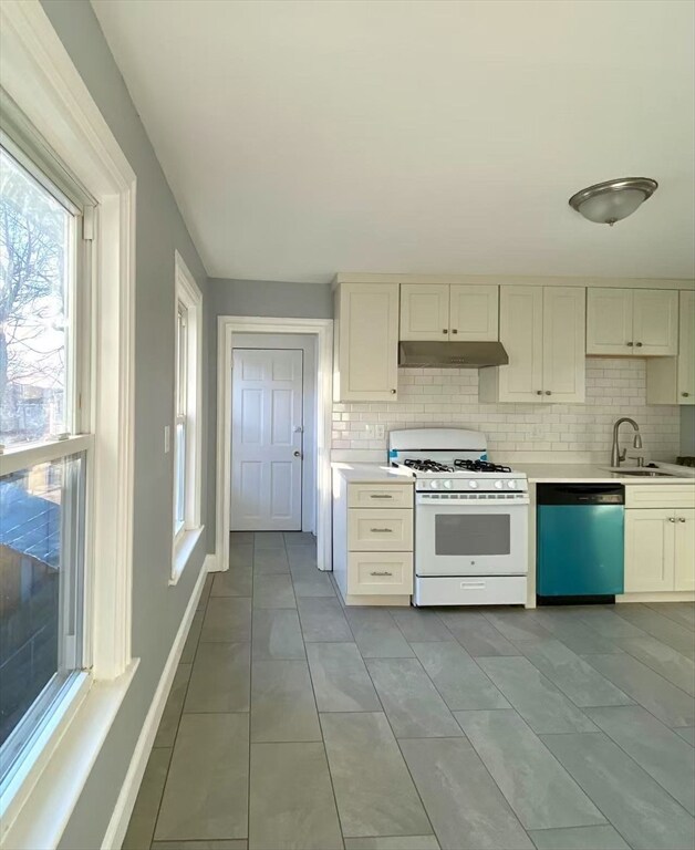 1 Clinton St unit 2, Haverhill, MA 01830 - photo 4