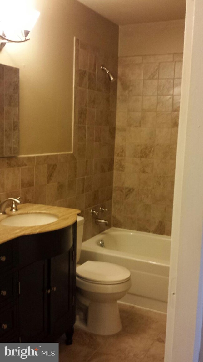 529 Jamestown Ct, Edgewood, MD 21040 - photo 5