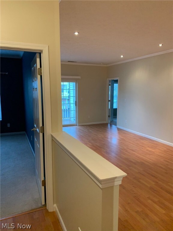 608 Aqua Marine Blvd unit 8, Avon Lake, OH 44012 - photo 5