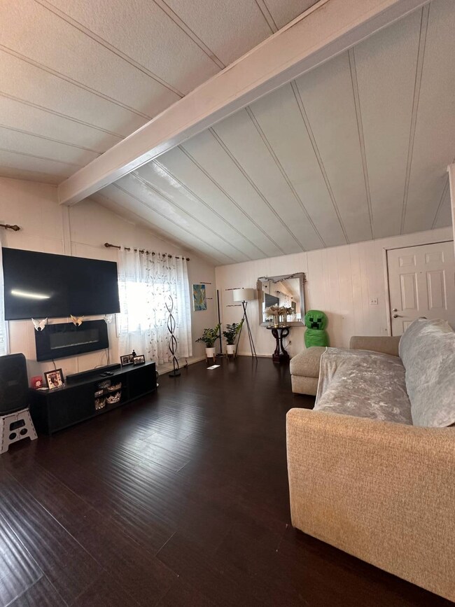 3883 Buchanan St unit Space 17, Riverside, CA 92503 - photo 3