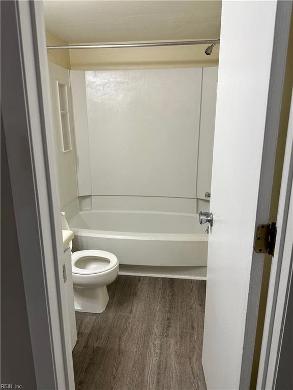 1004 Autumn Woods Ln unit 101, Virginia Beach, VA 23454 - photo 7