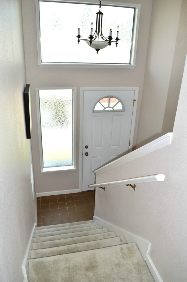 4013 Soundview Dr W, University Place, WA 98466 - photo 2