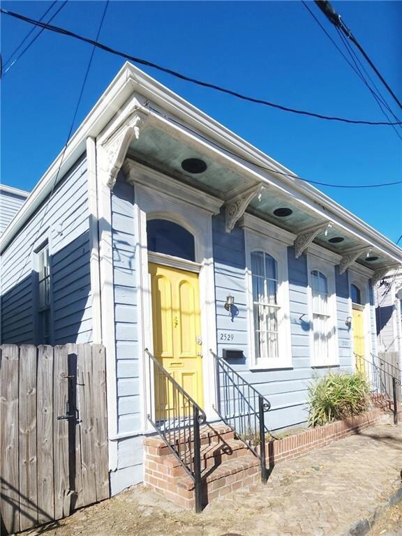 2529 Saint Thomas St, New Orleans, LA 70130 - photo 2