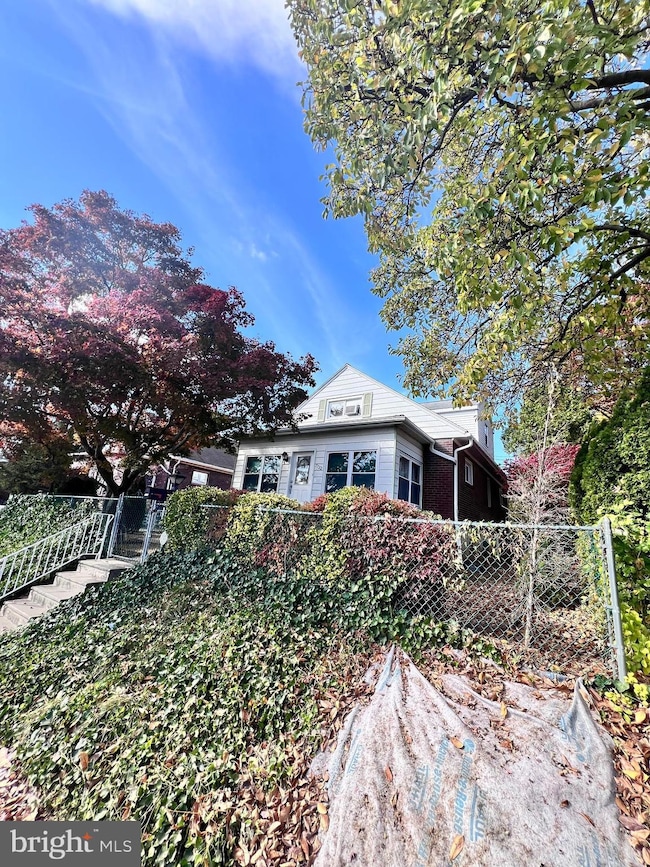 7822-24 Frontenac St, Philadelphia, PA 19111 - photo 3