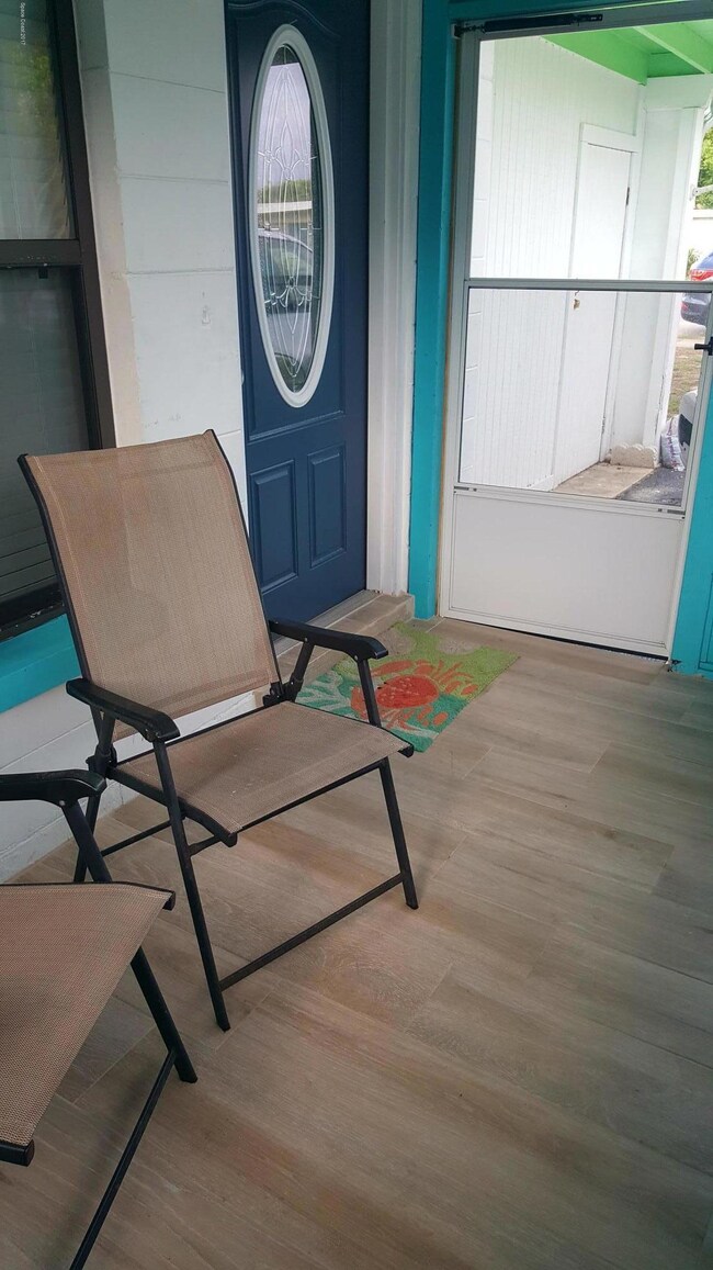 Screened Front Porch