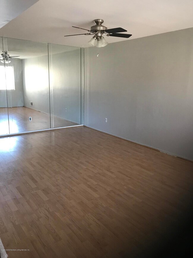35 Franklin Ln unit B, Staten Island, NY 10306 - photo 7