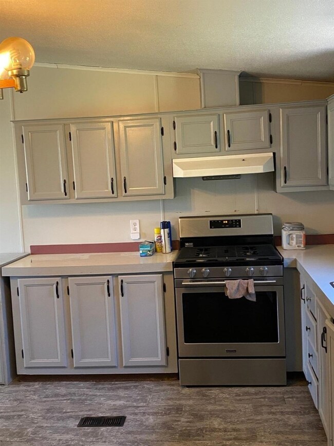 1224 E 500 S, La Porte, IN 46350 - photo 4