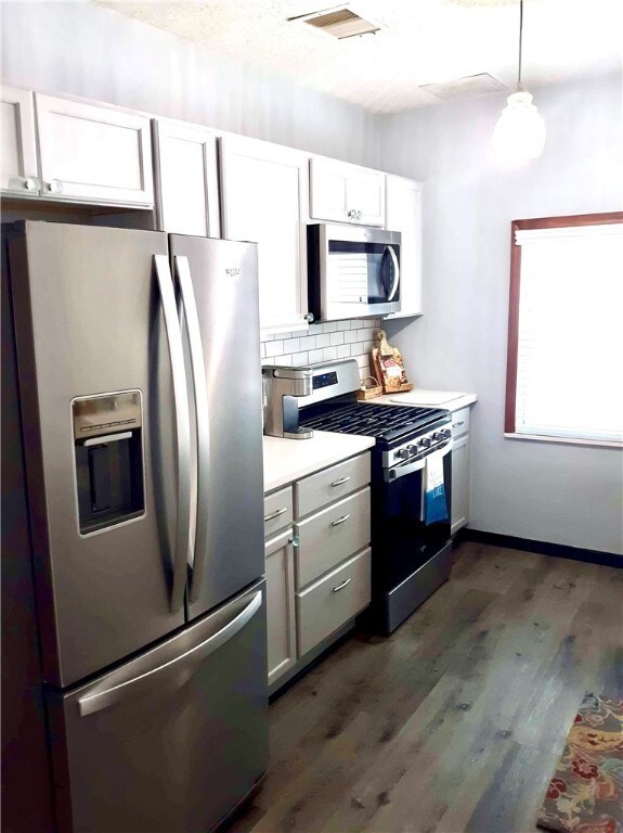 228 Blackstone Dr, Erie, PA 16505 - photo 4