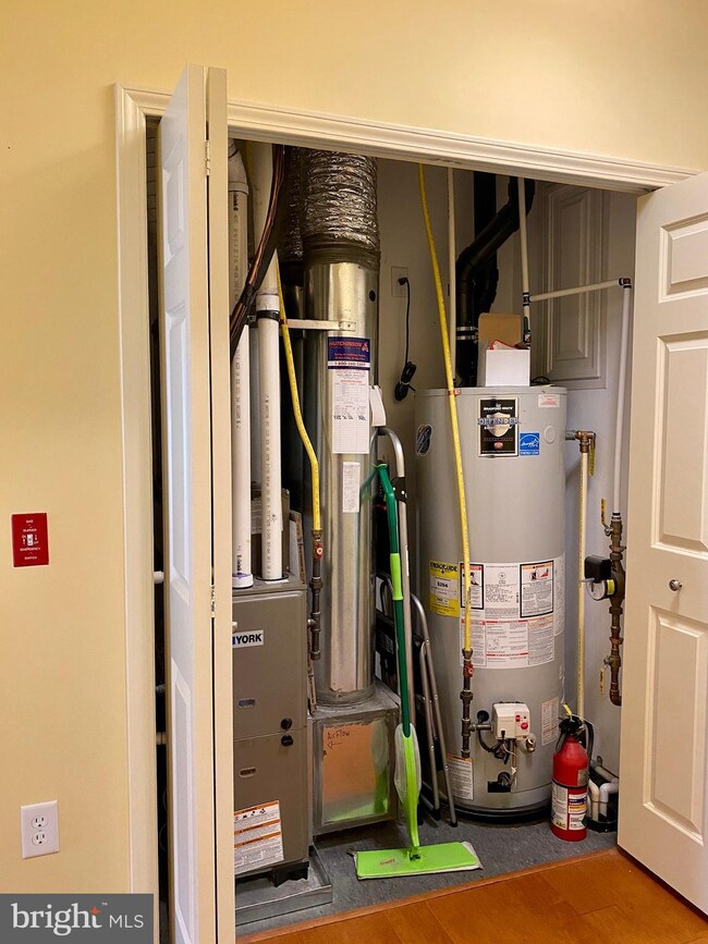 600 N Atlantic Ave unit 310, Collingswood, NJ 08108 - photo 7