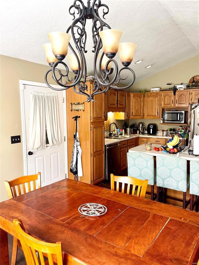 769 Cr 304, Poplar Bluff, MO 63901 - photo 4