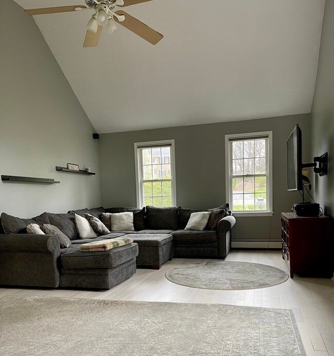 2 Tucker Ln, Foxboro, MA 02035 - photo 4