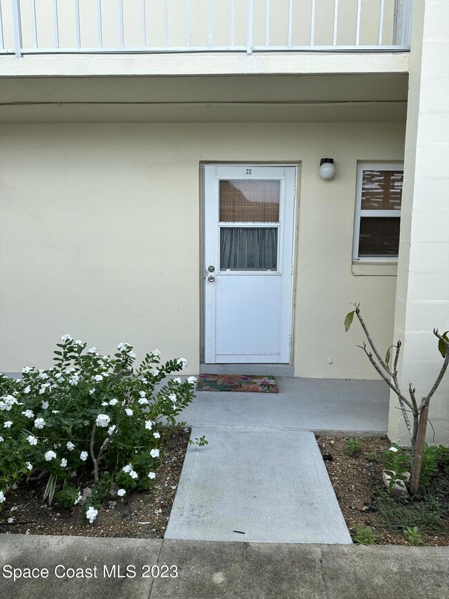 Family Friendly & Right on the Beach - Spacious 3 Bedroom Condo w/ Great  Views! - Cocoa Beach