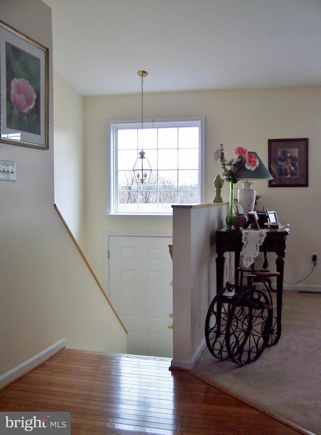 109 Whitfield Cir, Stephens City, VA 22655 - photo 2