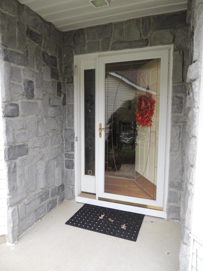 1639 Lacebark Ct, Toms River, NJ 08755 - photo 3