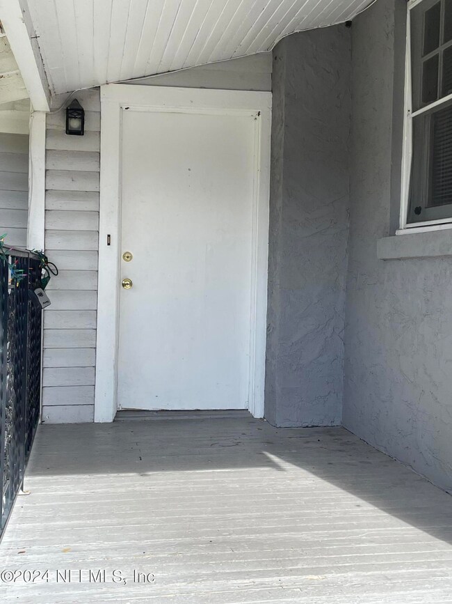 1653 Euclid St unit 2, Jacksonville, FL 32210 - photo 3