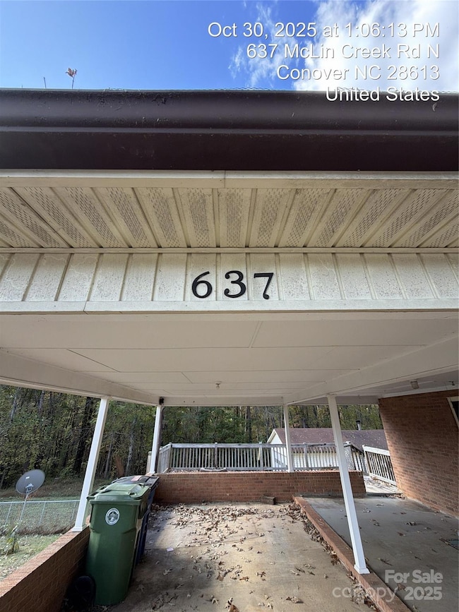 637 N McLin Creek Rd, Conover, NC 28613 - photo 2