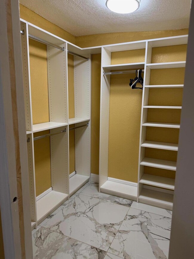 6383 Saxon Blvd unit Rear, West Palm Beach, FL 33417 - photo 7