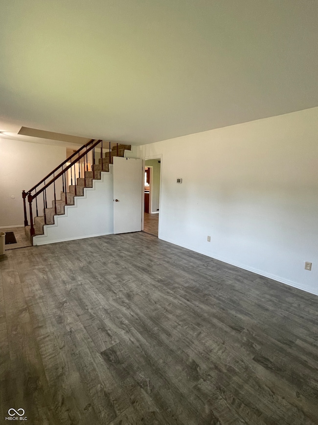 3231 Fairlawn Dr, Columbus, IN 47203 - photo 6